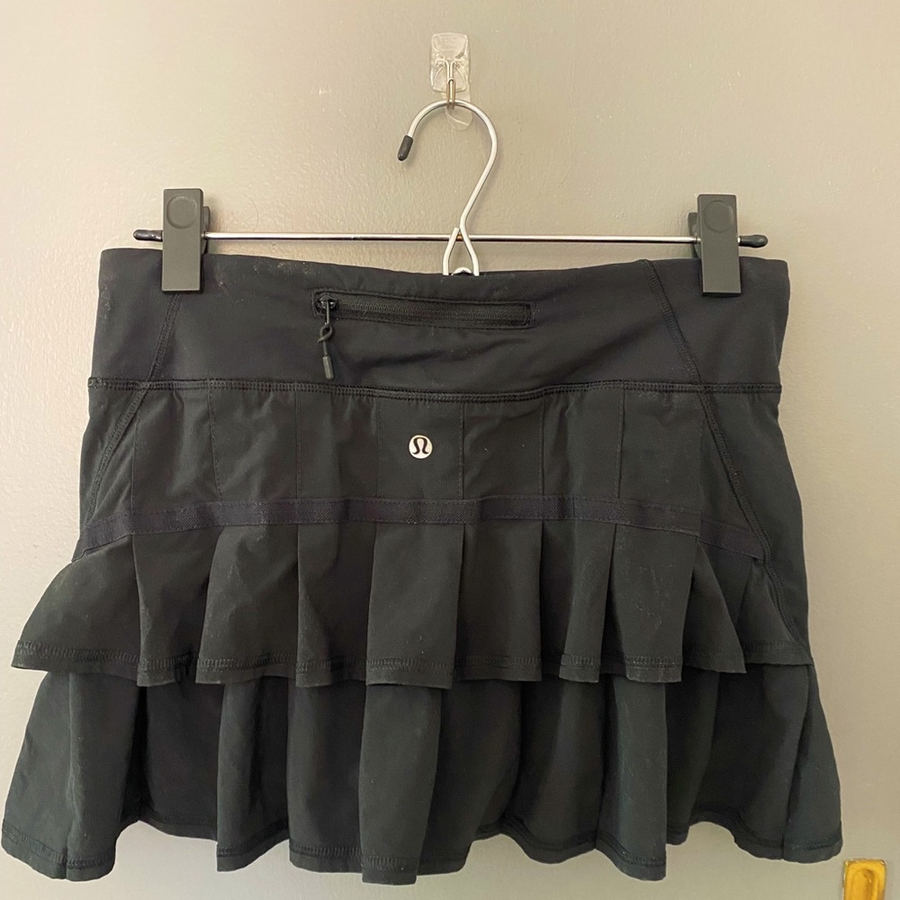 lululemon run: pace setter skirt